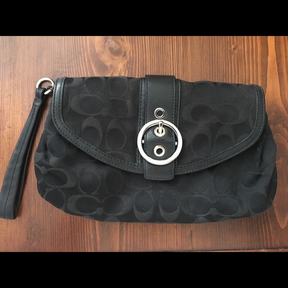Coach Ali Signature Clutch Wristlet Black